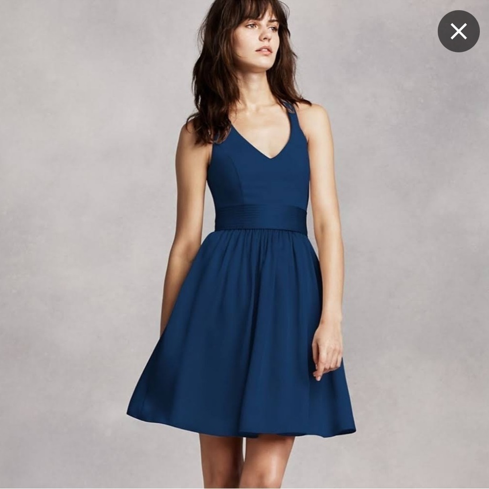 💙White by Vera Wang short halter dress with bows, pockets. Size 8. Like new.